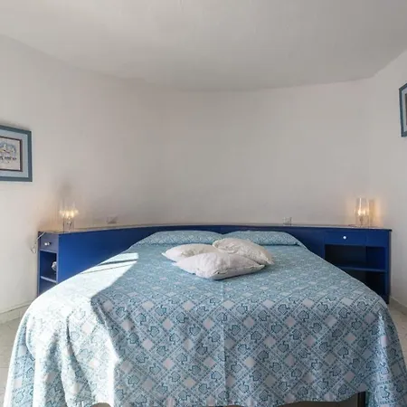 Dei Tramonti Villa *
